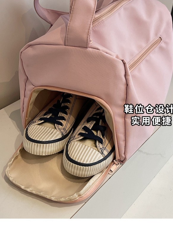 Sports yoga fitness bag 2025 new college student shoulder bag cute pendant-tipped crossbody bag popular travel bag - 5