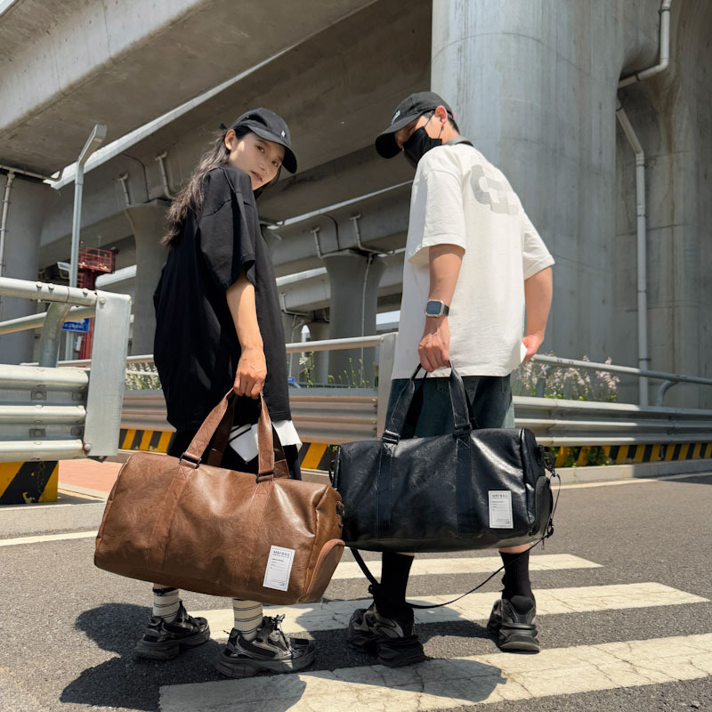 Portable travel bag, soft PU leather, multifunctional