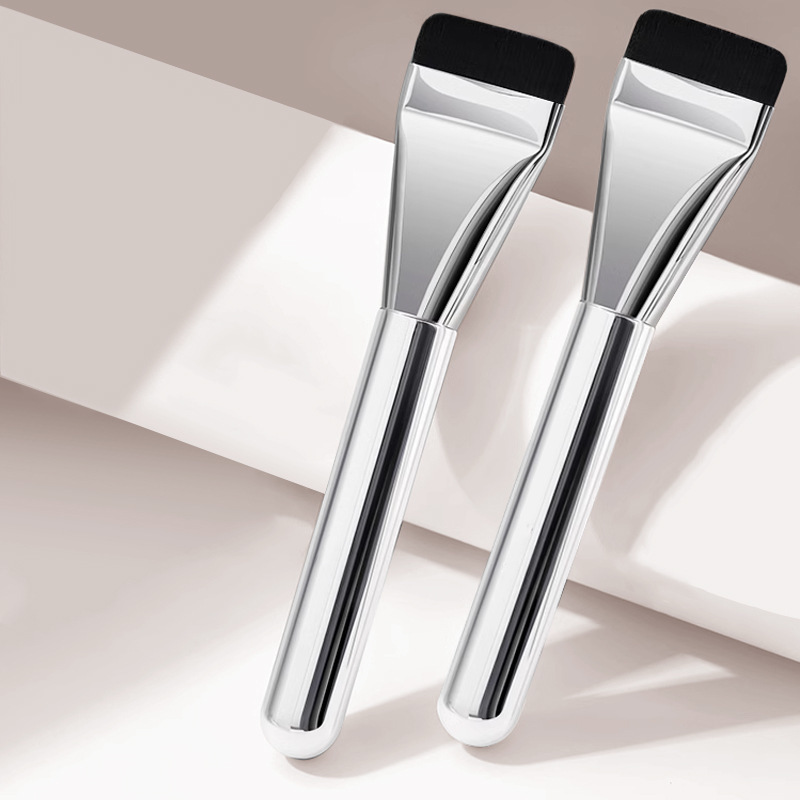Ultra-Thin Single-Line Foundation Brush, Flat-Head Mask Brush