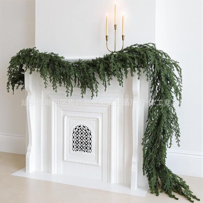 Künstlicher Kiefernnadel-Rattan-Weihnachtstürkranz