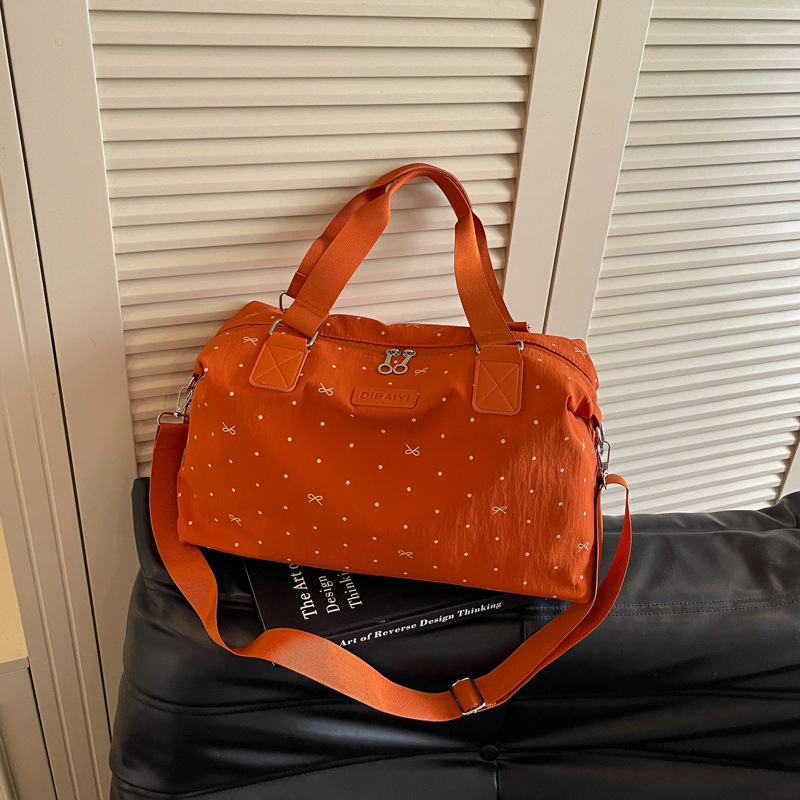 Lightweight large capacity travel bag, portable storage for business trips