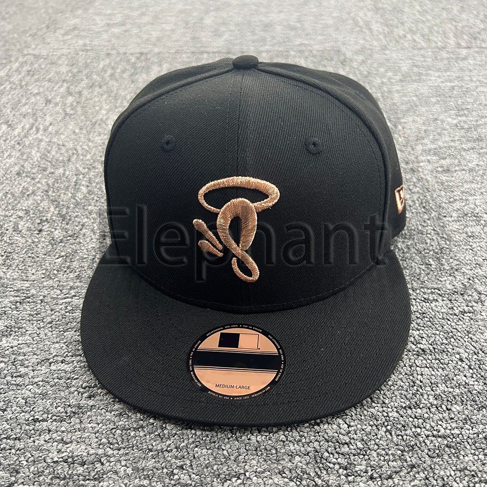 SynaOrchyWorld Hip-Hop Street Casual Baseball Cap Rose Gold Thread Embroidered Hat Rose Gold Embroidery