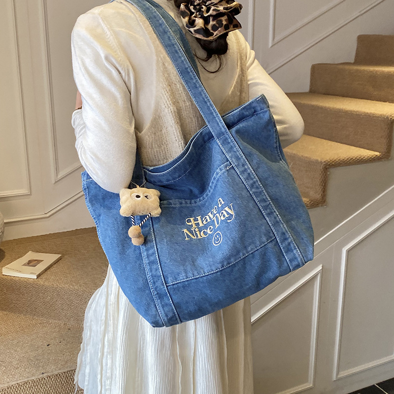 Japanischer Casual-Rucksack mit großem Fassungsvermögen für Damen, trendige Stickerei mit Buchstaben, Jeans-Rucksack für Studenten, großer Fassungsvermögen, Commuter-Tote-Bag - 5