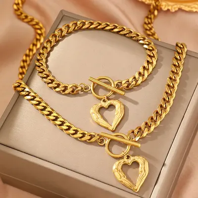 Edelstahl-Hip-Hop-Kubakette und Armband-Set für Damen mit Herz-Anhänger