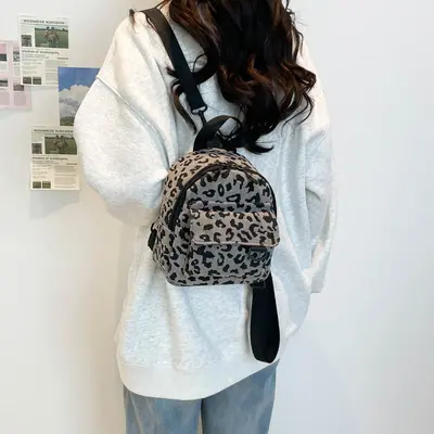 Leopard Print Women's Multi-Way Backpack, Corduroy - 4