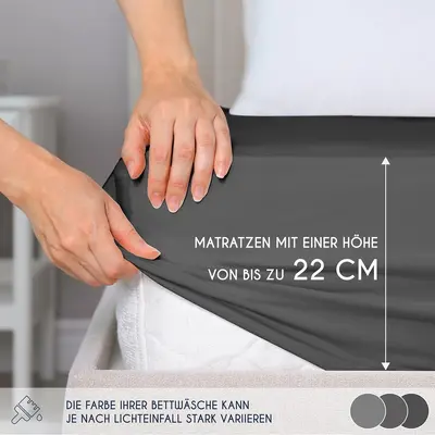 Spannbettlaken-Set in Uni-Farbe, vier Teile mit Kissenbezügen