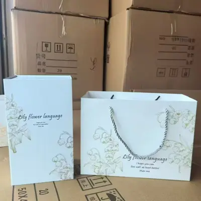 Çiçek desenli 316 paslanmaz çelik yalıtımlı kupa, askılı - 11