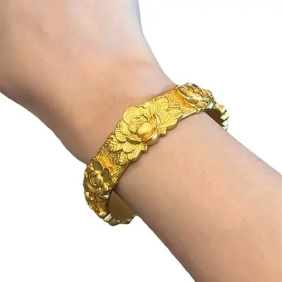 3D carved peony bracelet, solid gold-colored Chinese style