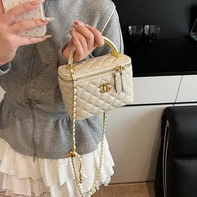 Retro Small Square Women's Crossbody Bag, Large Capacity, Minimalist - 3