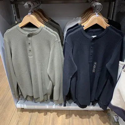 URAZ Langarm-Sweatshirt aus Waffelstrick, Modell 465496