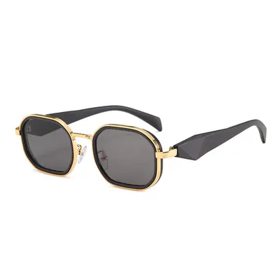 Schlichte schwarze Sonnenbrille, Metalloptik, UV-Schutz - 11