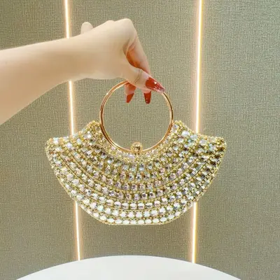 Women's Diamond-Studded Elegant Evening Clutch with Crossbody Strap - 8