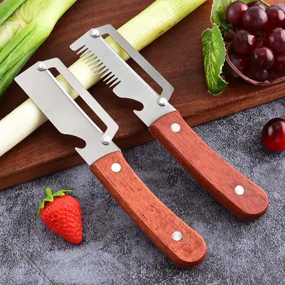 Multifunctional kitchen vegetable slicer and peeler wooden handle - 4