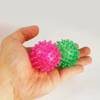 TPR Squeaky Light-Up Spiky Ball Dog Toy for Teeth Cleaning - 3