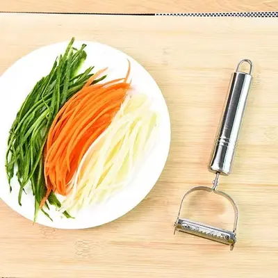 Multifunctional kitchen chopper for vegetables and potatoes