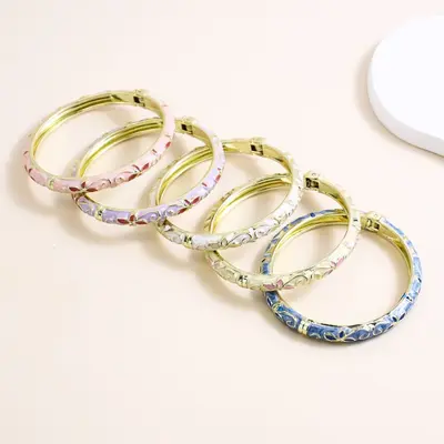 Jingtailon El Bilekliği Uluslararası Yeni Model Alaşım Emaye Renkli Taş Serti İnce Açık Bilezik Moda Retro Kristal Stok Toptan