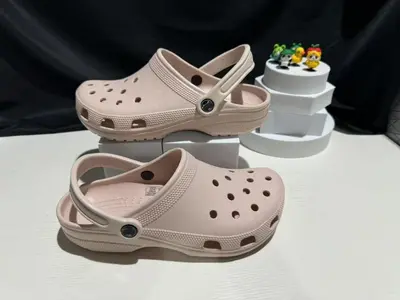 Perforated Beach Sandals, Flat Non-Slip Sole, Raptor Model - 13