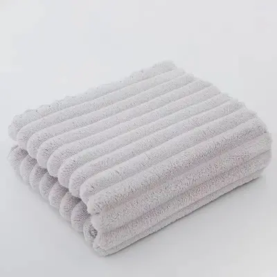 Sugar velvet towel, extra-thickened coconut milk striped coral velvet bath towel, skin-friendly, absorbent, quick-drying adult beach towel - 9