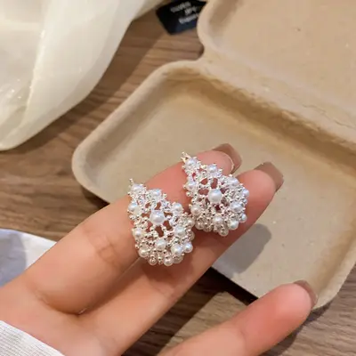 设计个小众立体镂空花篮耳环女时尚独特气质百搭时尚珍珠耳圈耳饰 - 7