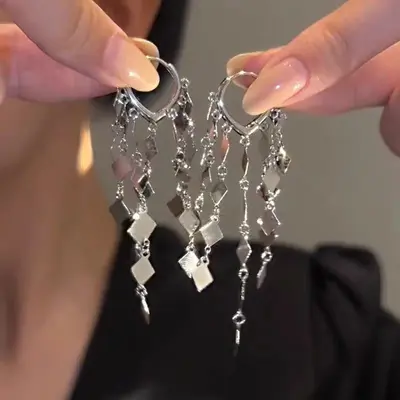Tassel earrings elegant style lightweight luxury - 4