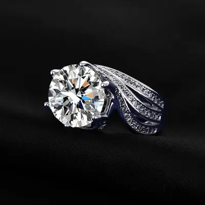 TikTok Live Neuer Bestseller 5 Karat Taubeneier drei Generationen Liebe Moissanit luxuriöser vollständiger Diamant Diamantimitation Ring - 5