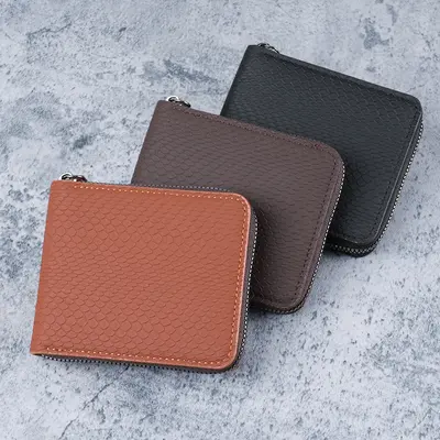 Men's Short Wallet with Multiple Card Slots and Coin Pocket - 1