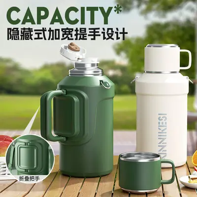 Insulated Water Bottle 316 Stainless Steel 2L Large Capacity Tea Water Cup High-Appearance Sports Carry Strap Portable Outdoor Travel Kettle