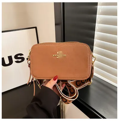 Women's Light Luxury Crossbody Small Square Bag