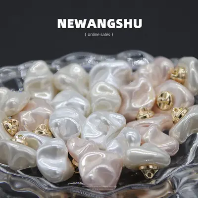 Irregular Shell-Imitation Pearl Buttons for Cardigans and Cheongsam