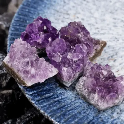 Amethyst-Cluster Mineralprobe, Geoden-Scheibe aus Naturkristall