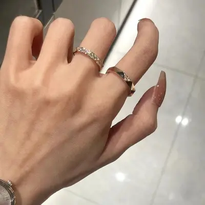 Vintage diamond lattice brushed ring for women, stackable