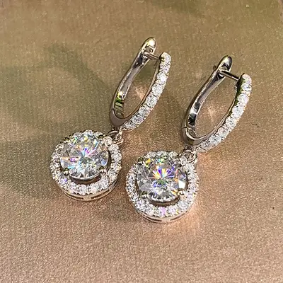 Sınır Ötesi Sıcak Satış Yeni Model Moda Parlak Yuvarlak Zirkon Küpe Kadın Çok Amaçlı Takı Aksesuar Toptan