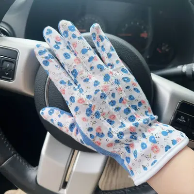 Summer Breathable Non-Slip Cycling Gloves with Sun Protection for Men and Women - 10