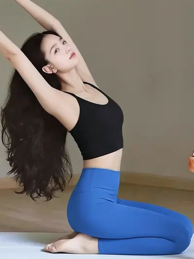 2026瑜伽服上衣女新款背心绝美黑色透气普拉提训练服运动健身套装 - 8