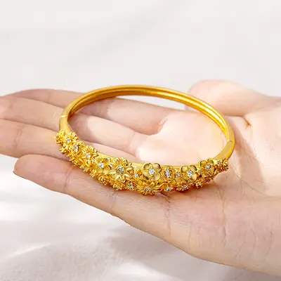 Chinese style sand gold bracelet diamond plated flower clasp