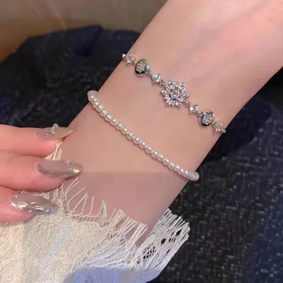 Zircon snowflake design adjustable bracelet - 6