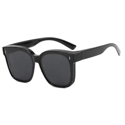 Polarisierte Sonnenbrillen-Set für Herren und Damen, als Verschreibungssonnenbrillen verwendbar, Dual-Use zum Fahren, modische Sonnenbrille für Myopie.