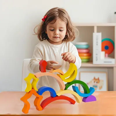 Çocuk gökkuşağı ahşap yapı taşları, eğitici oyuncak, eğimli levha