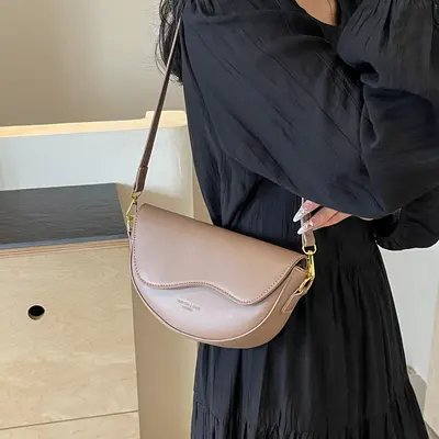 Retro Damen-Sattelbeutel, Schultertasche und Umhängetasche - 4