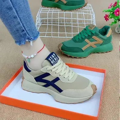 Plus Size Women's Chunky-Sole Forrest Gump Sneakers - 9