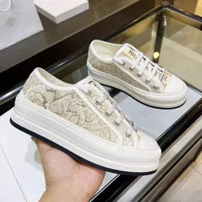 Women's Embroidered Canvas Lace-Up Shoes, Thick Sole, Hidden Heel - 10
