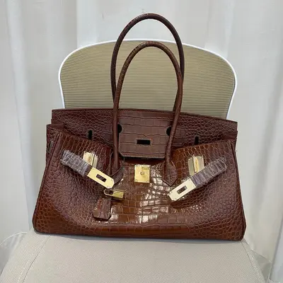 Crocodile Pattern Cowhide Shoulder Bag, Oversized