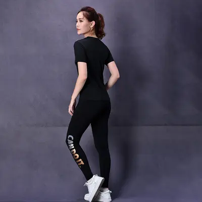 秋季瑜伽服套装女速干衣 健身服运动休闲套装两件套瑜伽服批发