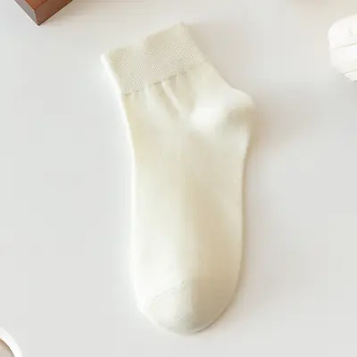 Kadın Orta Boy Çorap Sonbahar Kış Basit Saf Renk Çok Amaçlı Pamuk Çorap Dört Mevsim Nefes Alabilen Orta Boy Çorap Bahar Sonbahar Kız Kaymaz - 10