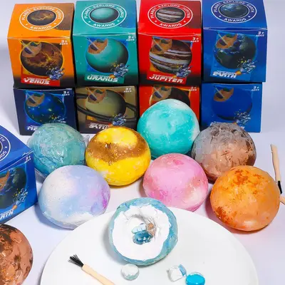 Kinder-Archäologie-Ausgrabungsspielzeug Sonnensystem acht Planeten Edelstein-Ausgrabung für Jungen und Mädchen Handwerk Schatzsuche Blindbox Schatzgrabung