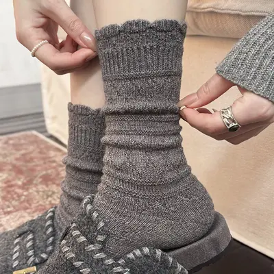 Women's Spring Autumn Calf Socks, Lace Hollow Retro Style