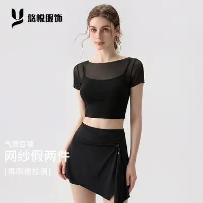 瑜伽服女夏季新款网纱透气一体杯假两件运动健身普拉提短袖健身服