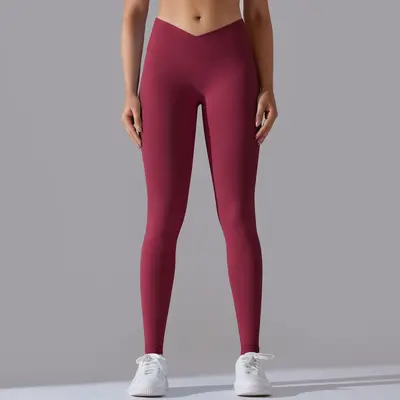 Seamless Women's Yoga Leggings, Peach Hip Effect, Breathable, Cropped Length - 10