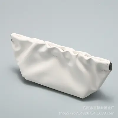 Black leather sunglasses case, large capacity, cloud design - 8