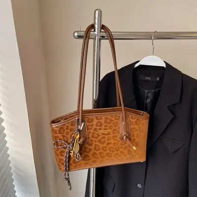 Leopar Desenli Büyük Hacimli Tote Çanta, Kadın Koltuk Altı Omuz Çantası - 8
